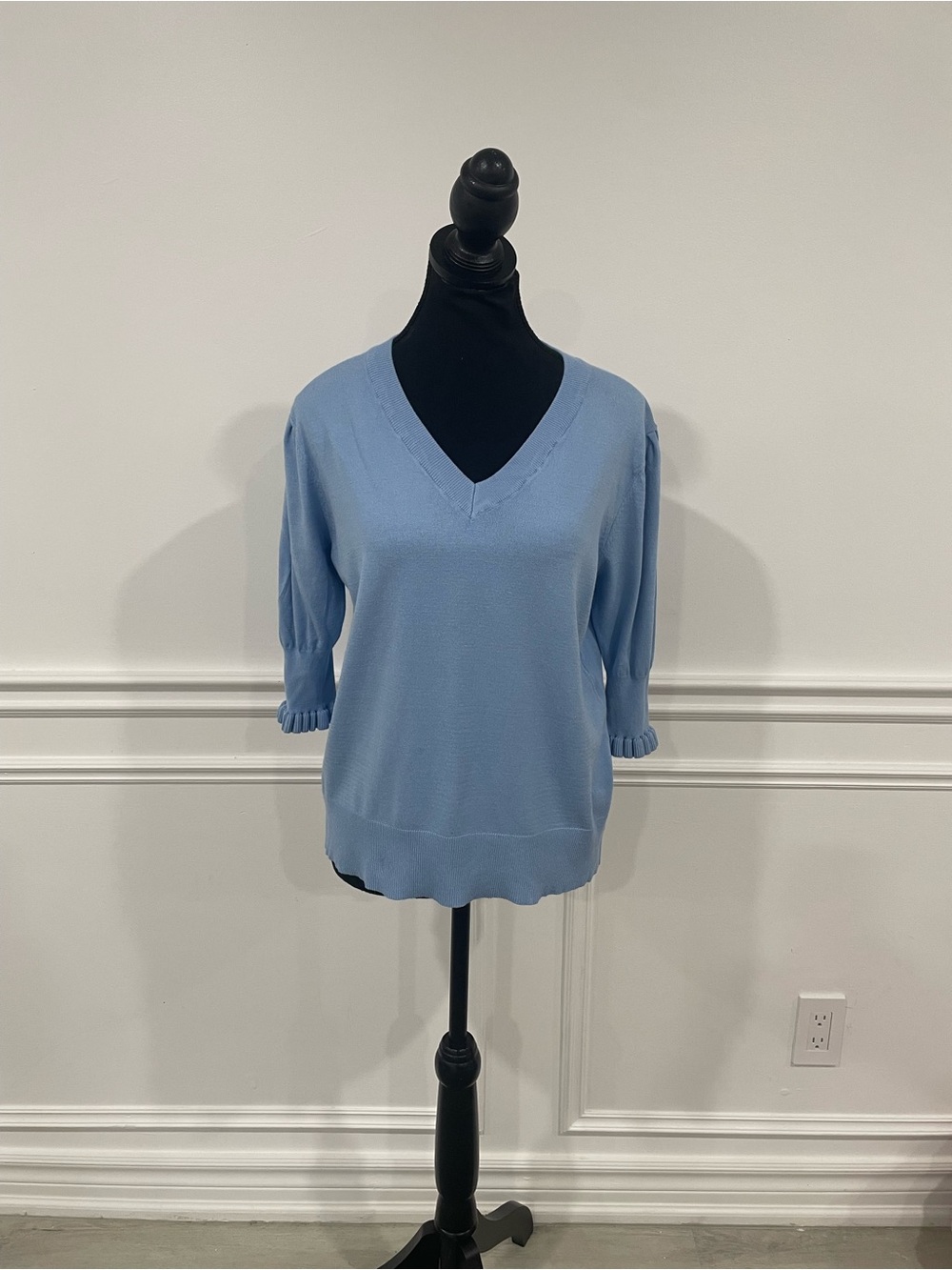 SPANNER Light Blue V-Neck Pullover Sweater